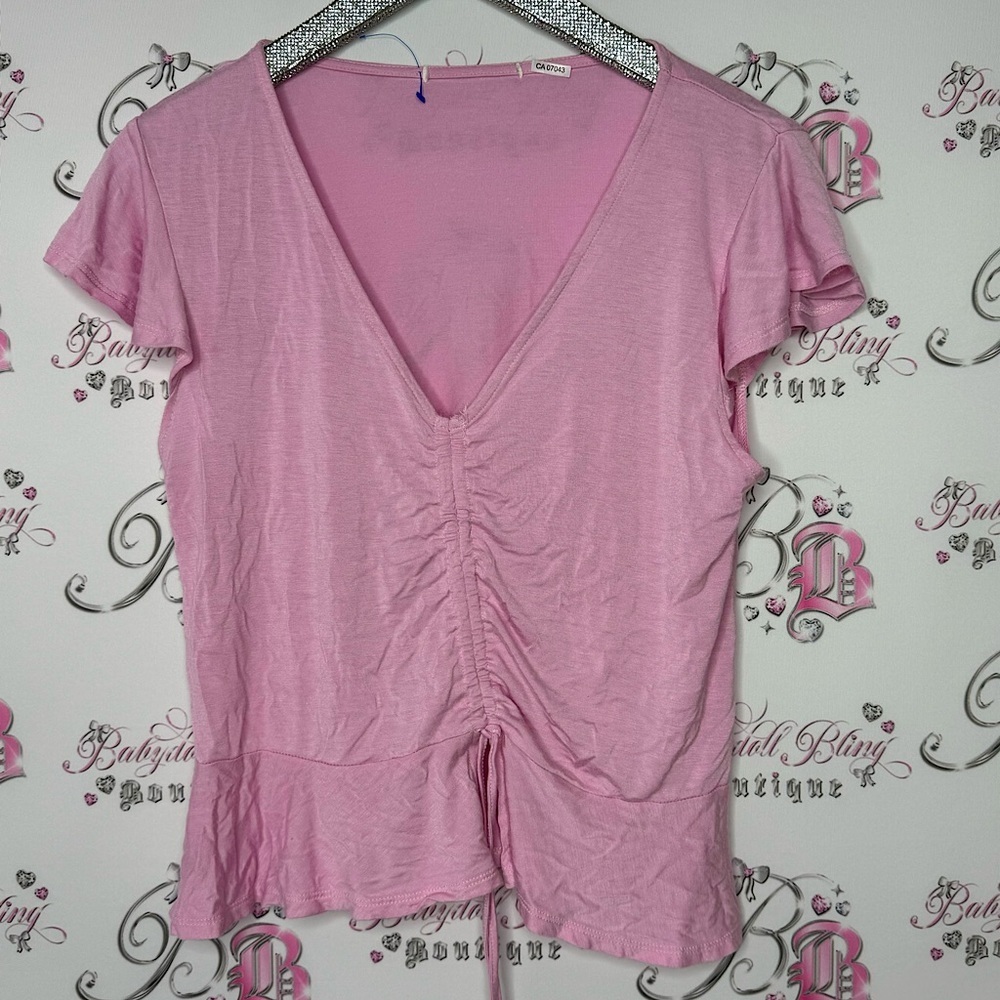 Pink ruffle T-shirt top cinched ribbon 🎀 frilly ruffle bottom and arms sleeves